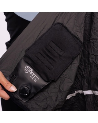 Spatzwear ATAK Pak Regenjacke inkl. Satteltaschensystem schwarz